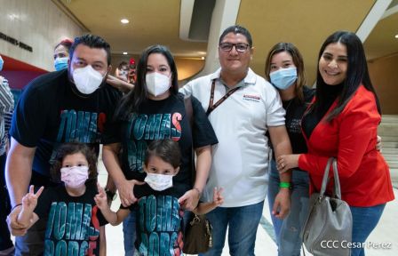 ¡Nicaragua libre y luminosa! Cantata en homenaje al Comandante Carlos Fonseca