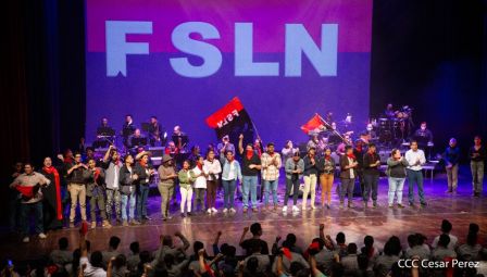 ¡Nicaragua libre y luminosa! Cantata en homenaje al Comandante Carlos Fonseca