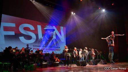 ¡Nicaragua libre y luminosa! Cantata en homenaje al Comandante Carlos Fonseca