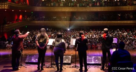 ¡Nicaragua libre y luminosa! Cantata en homenaje al Comandante Carlos Fonseca