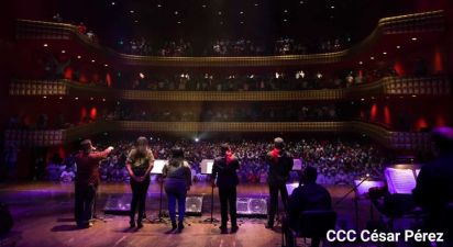 ¡Nicaragua libre y luminosa! Cantata en homenaje al Comandante Carlos Fonseca