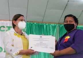 Segunda promoción de la Escuela Indígena de Computación Porlinda Álvarez