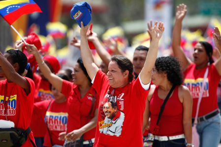 Desfile cívico-militar en honor al primer aniversario del tránsito a la inmortalidad de Chávez