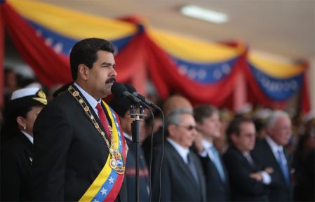 Desfile cívico-militar en honor al primer aniversario del tránsito a la inmortalidad de Chávez