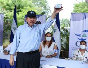Presidente Daniel Ortega y Compañera Rosario Murillo participan en Verificación Ciudadana