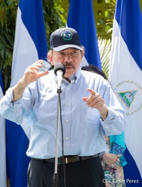 Presidente Daniel Ortega y Compañera Rosario Murillo participan en Verificación Ciudadana