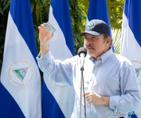 Presidente Daniel Ortega y Compañera Rosario Murillo participan en Verificación Ciudadana