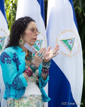 Presidente Daniel Ortega y Compañera Rosario Murillo participan en Verificación Ciudadana