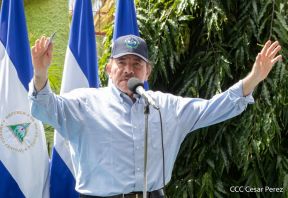 Presidente Daniel Ortega y Compañera Rosario Murillo participan en Verificación Ciudadana