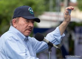 Presidente Daniel Ortega y Compañera Rosario Murillo participan en Verificación Ciudadana