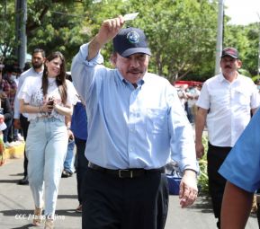 Presidente Daniel Ortega y Compañera Rosario Murillo participan en Verificación Ciudadana