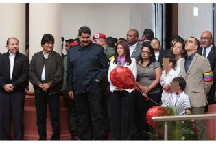 Presidente Daniel y Compañera Rosario participan en Homenaje a Chávez en Venezuela