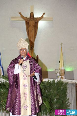 Cardenal Leopoldo Brenes ofrece Misa por Inicio de Cuaresma