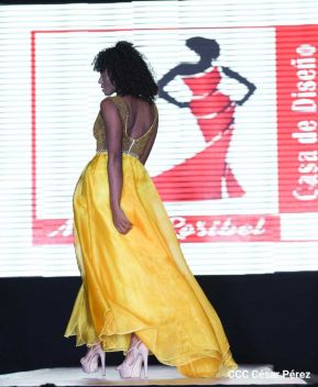 "ES Arte Moda, Diseño y Muralismo"