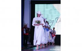 "ES Arte Moda, Diseño y Muralismo"