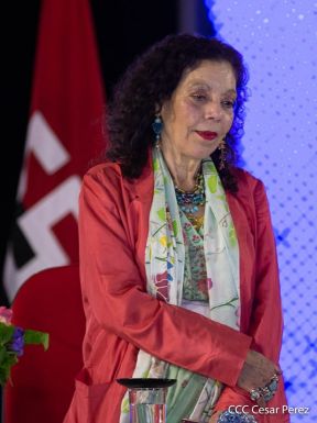 Acto del 42 Aniversario de constitución del Ejército de Nicaragua