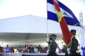Desfile Pueblo-Ejército conmemorando 42 Años de Amor a la Patria