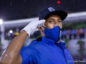 Desfile policial Centinelas de la Paz por el 42 aniversario de la Policía Nacional