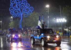 Desfile policial Centinelas de la Paz por el 42 aniversario de la Policía Nacional