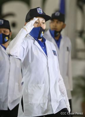 Desfile policial Centinelas de la Paz por el 42 aniversario de la Policía Nacional