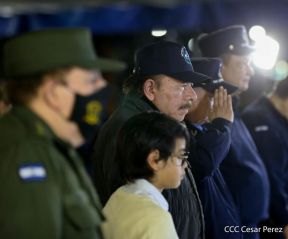 Desfile policial Centinelas de la Paz por el 42 aniversario de la Policía Nacional