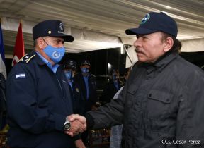 Desfile policial Centinelas de la Paz por el 42 aniversario de la Policía Nacional