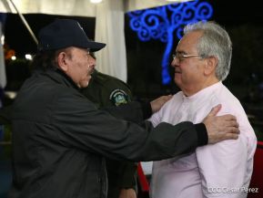 Desfile policial Centinelas de la Paz por el 42 aniversario de la Policía Nacional