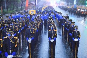 Desfile policial Centinelas de la Paz por el 42 aniversario de la Policía Nacional