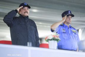 Desfile policial Centinelas de la Paz por el 42 aniversario de la Policía Nacional