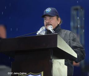 Desfile policial Centinelas de la Paz por el 42 aniversario de la Policía Nacional
