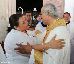 Jinotepe da gran recibimiento a Cardenal José Leopoldo Brenes