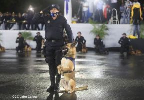 Desfile policial Centinelas de la Paz por el 42 aniversario de la Policía Nacional