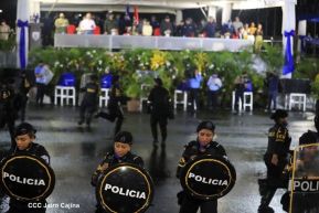 Desfile policial Centinelas de la Paz por el 42 aniversario de la Policía Nacional