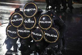 Desfile policial Centinelas de la Paz por el 42 aniversario de la Policía Nacional