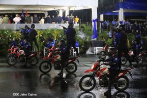 Desfile policial Centinelas de la Paz por el 42 aniversario de la Policía Nacional