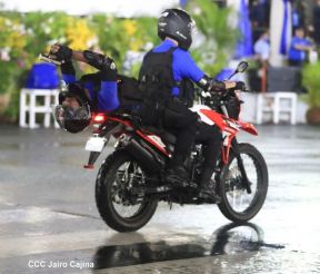 Desfile policial Centinelas de la Paz por el 42 aniversario de la Policía Nacional