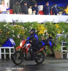 Desfile policial Centinelas de la Paz por el 42 aniversario de la Policía Nacional