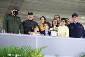 Desfile policial Centinelas de la Paz por el 42 aniversario de la Policía Nacional