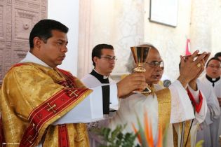 Jinotepe da gran recibimiento a Cardenal José Leopoldo Brenes