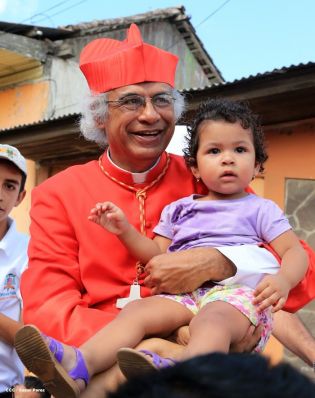 Jinotepe da gran recibimiento a Cardenal José Leopoldo Brenes