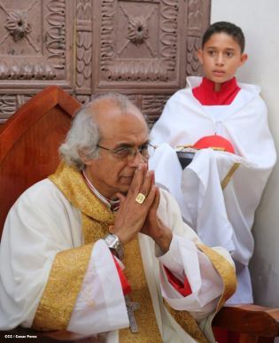 Jinotepe da gran recibimiento a Cardenal José Leopoldo Brenes