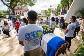 Arnoldo Guillén: El retratista por excelencia de las figuras de nuestro legado heroico 