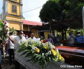 Arnoldo Guillén: El retratista por excelencia de las figuras de nuestro legado heroico 