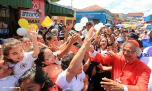 Jubiloso pueblo de Matagalpa recibe al Cardenal Leopoldo Brenes  
