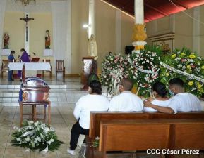 Arnoldo Guillén: El retratista por excelencia de las figuras de nuestro legado heroico 