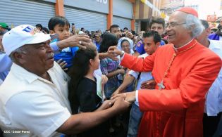 Jubiloso pueblo de Matagalpa recibe al Cardenal Leopoldo Brenes  