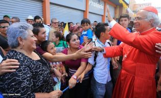 Jubiloso pueblo de Matagalpa recibe al Cardenal Leopoldo Brenes  