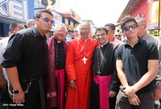 Jubiloso pueblo de Matagalpa recibe al Cardenal Leopoldo Brenes  