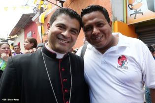 Jubiloso pueblo de Matagalpa recibe al Cardenal Leopoldo Brenes  