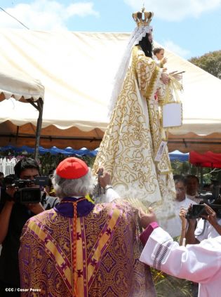 Jubiloso pueblo de Matagalpa recibe al Cardenal Leopoldo Brenes  